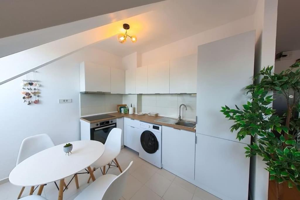 Bucharest Central Ee Apartment ภายนอก รูปภาพ